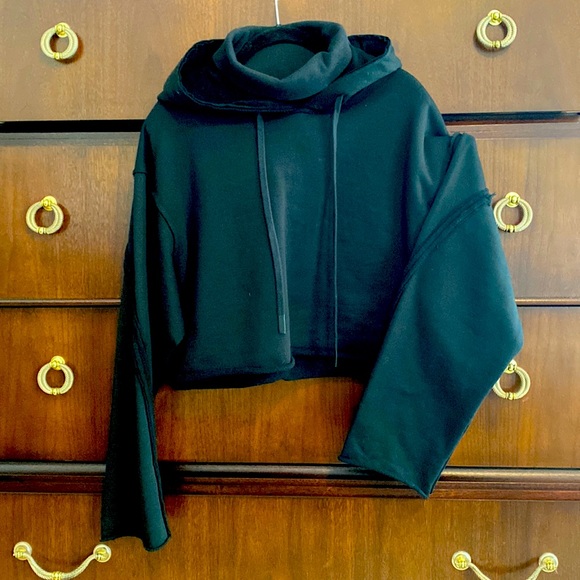 Alo Effortless Hoodie - Picture 2 of 6